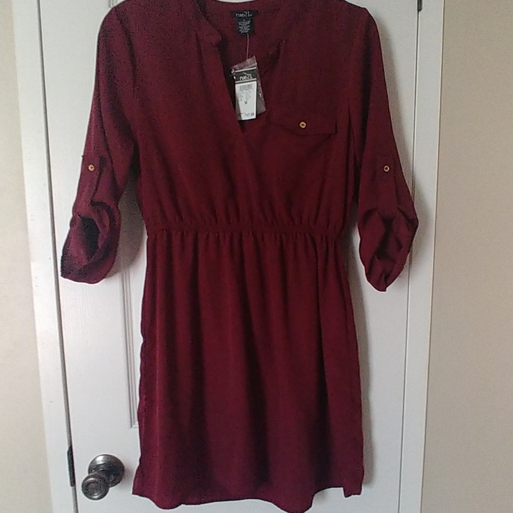 Burgundy polyester dress